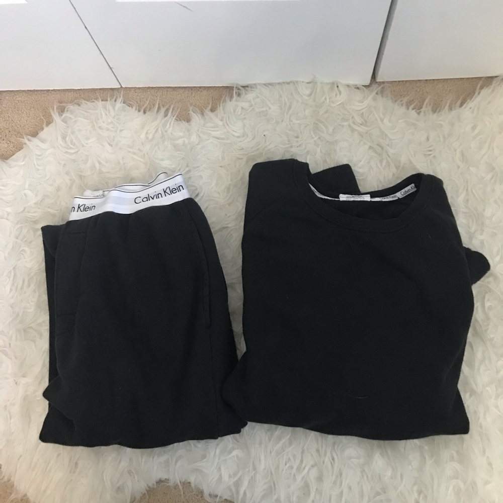 Calvin Klein logo matching set